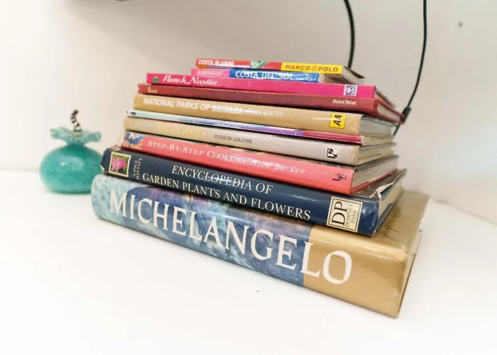 St Johns House * Leeds (West Yorkshire)