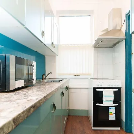 St Johns House * Leeds (West Yorkshire)