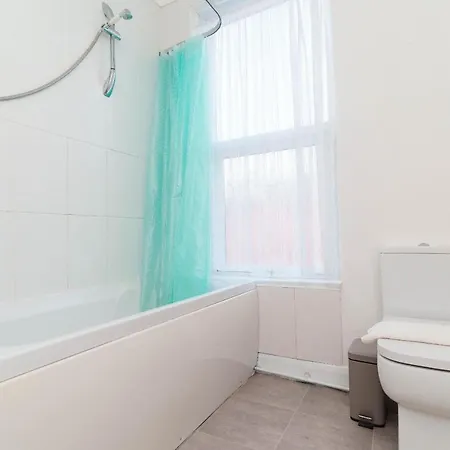 St Johns House Leeds (West Yorkshire)