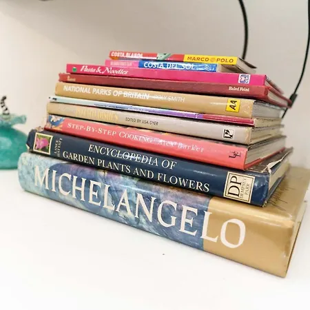 St Johns House * Leeds (West Yorkshire)