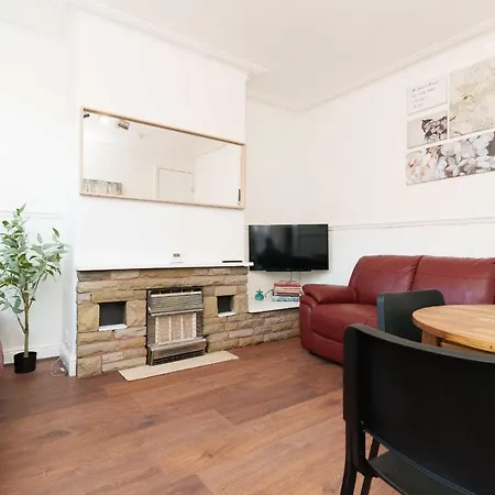 St Johns House * Leeds (West Yorkshire)